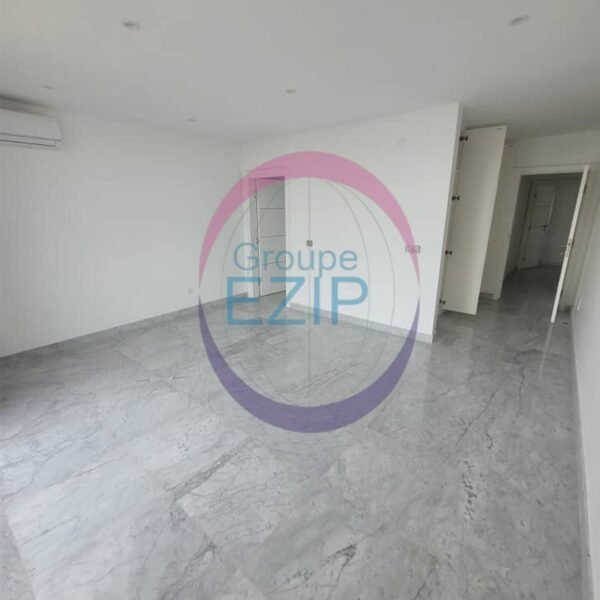 Bel appartement 4 pièces haut standing – Zone 4 Rue du Canal