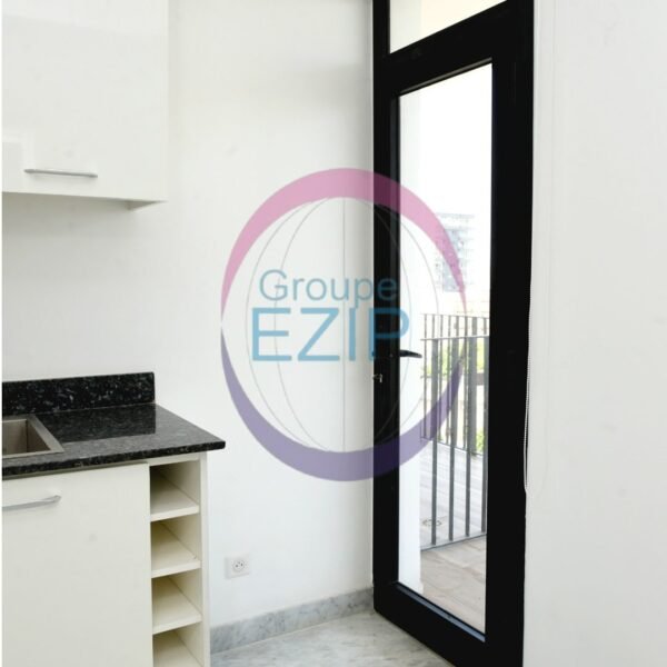 Bel appartement 4 pièces haut standing – Zone 4 Rue du Canal