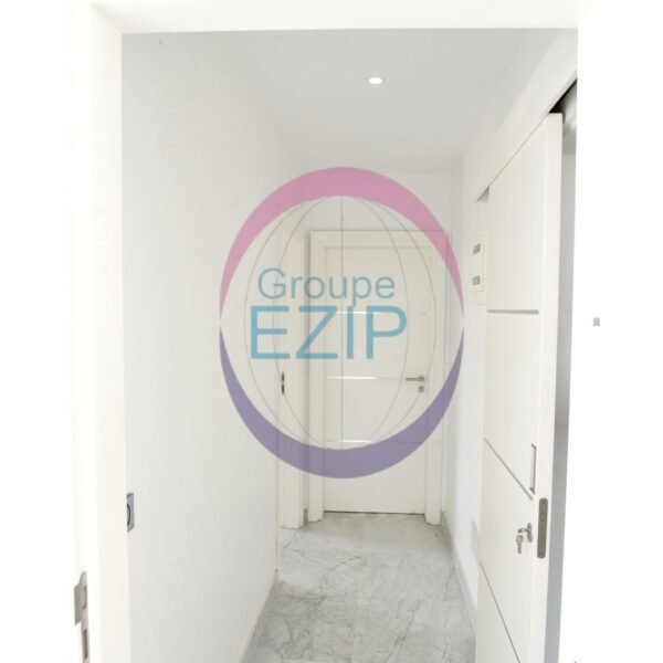 Bel appartement 4 pièces haut standing – Zone 4 Rue du Canal